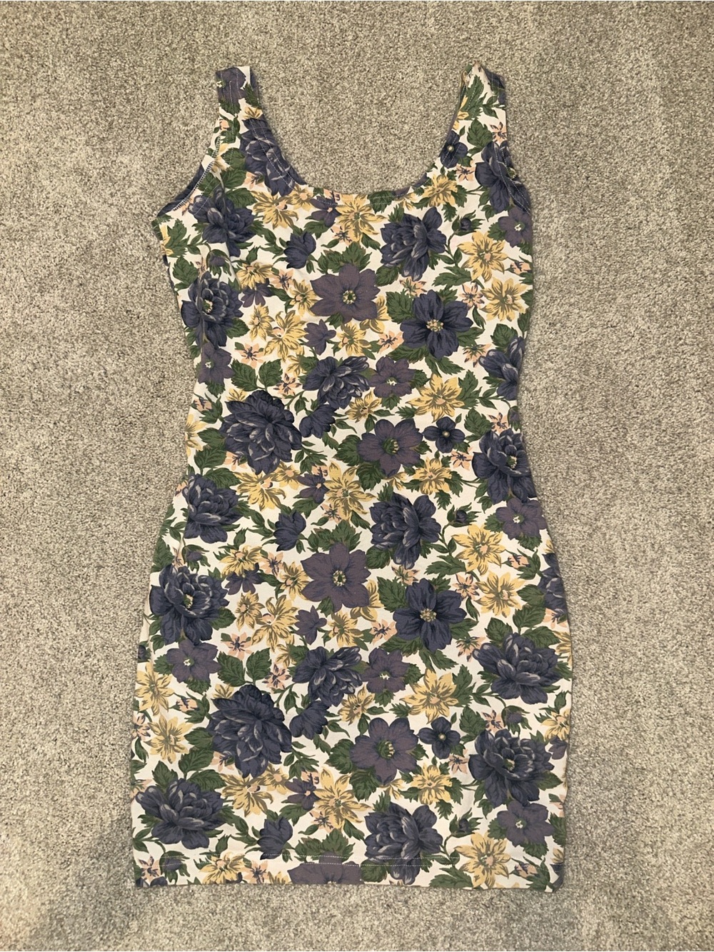 Floral Scoop-Neck Vintage Mini Dress in Purple and Cream Yellow